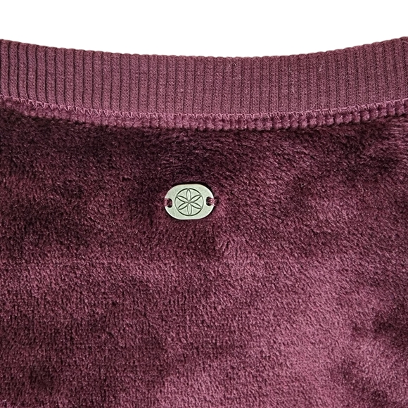 Velour Plush Sweatshirt - Picture 4 of 8